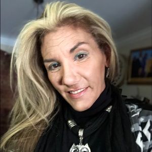 Meet your Posher, Teresa